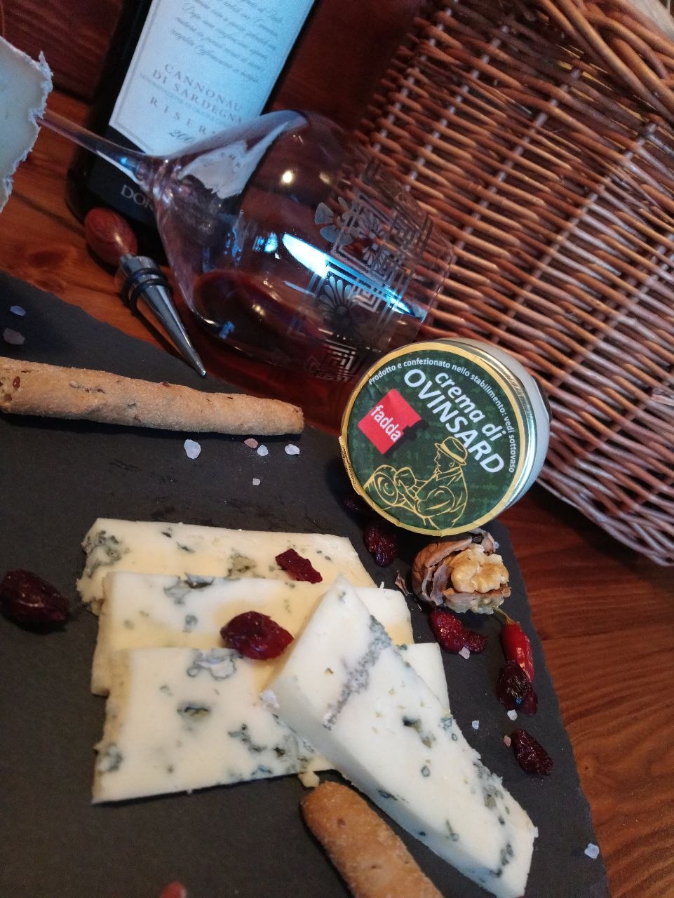 Glass jars of Crema di Ovinsard with the green Fadda label